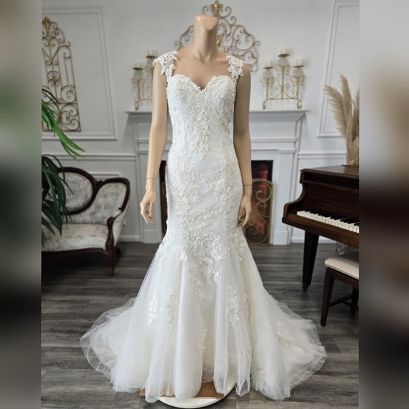 Demetrios Style 742 Tulle & Lace Mermaid Sweetheart Wedding Dress sz 10 - Picture 1 of 2